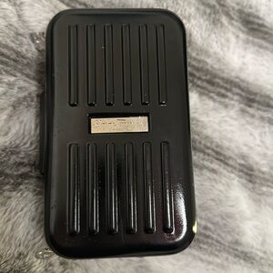 Salvatore Ferragamo hygiene essentials